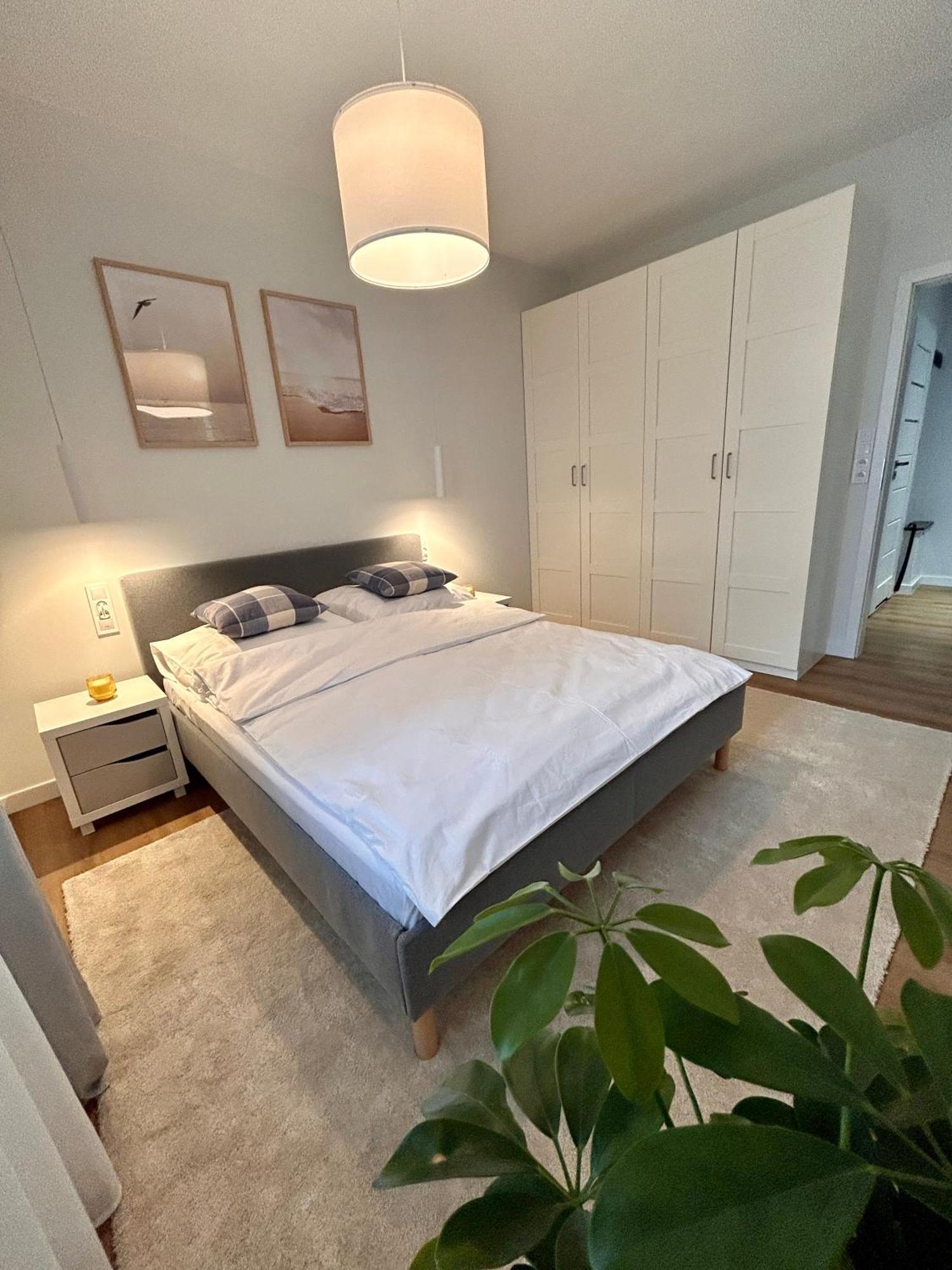 Boleslaviaapartments - Apartament Merci 4, Private Parking Free, Air Condition โบเลสวาเวียส ภายนอก รูปภาพ